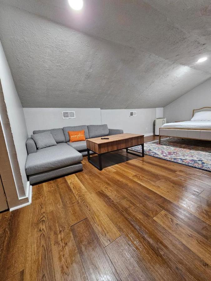 Clinton Studio Hotel Лафайет Екстериор снимка